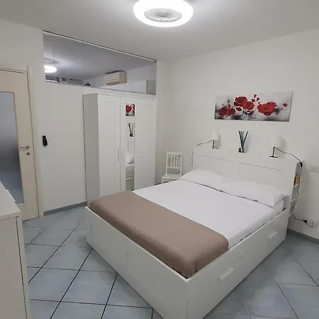 Lägenhet Residenza La Gazza *