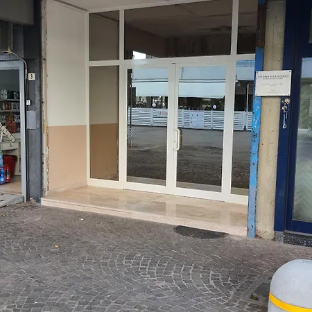 Διαμέρισμα Residenza La Gazza E *